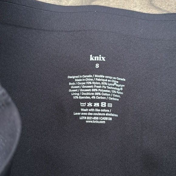 Knix Go with the Flow High Rise Leakproof Legging - Picture 3 of 4